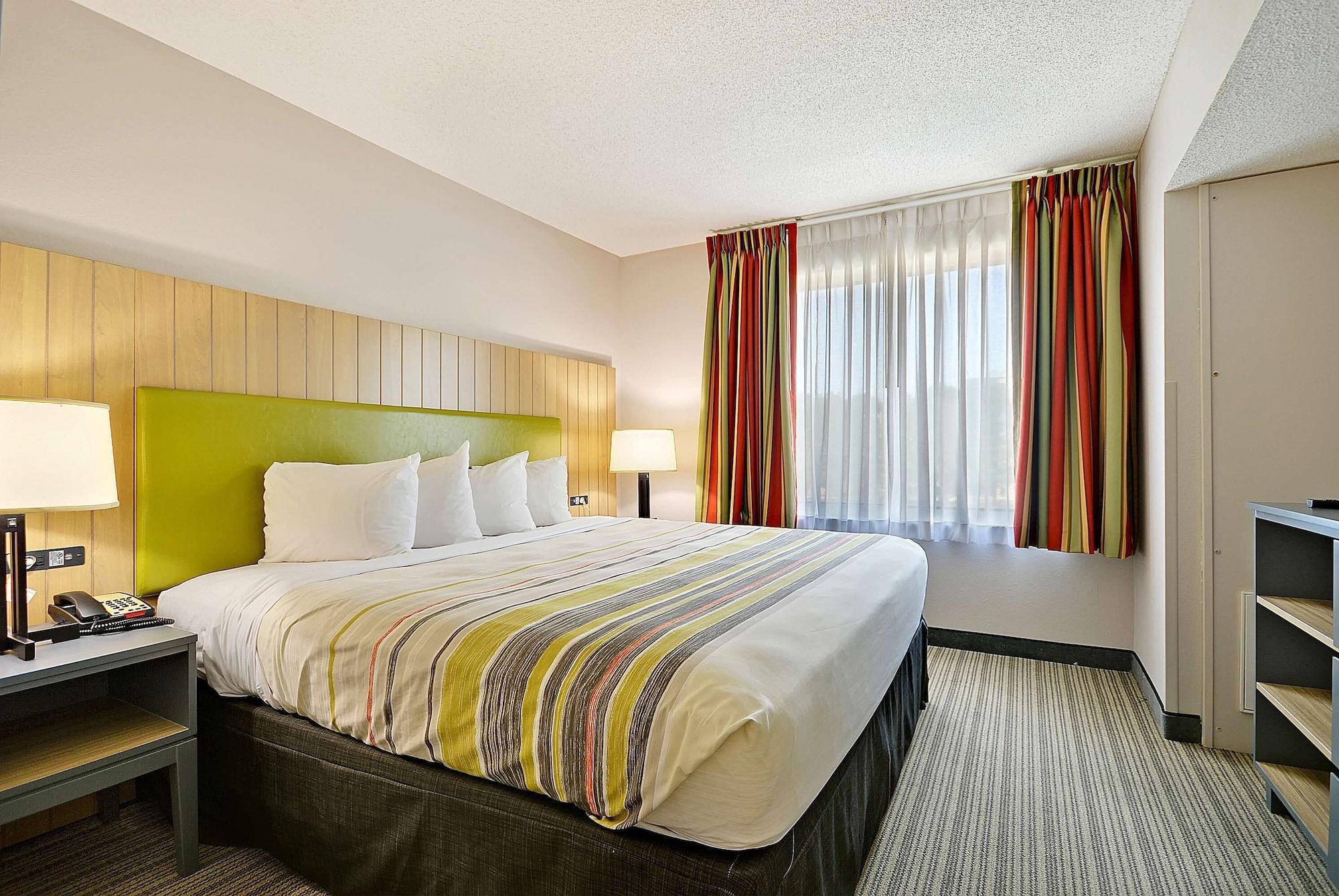 Hotel Country & By Radisson, Charleston North, Sc 3*