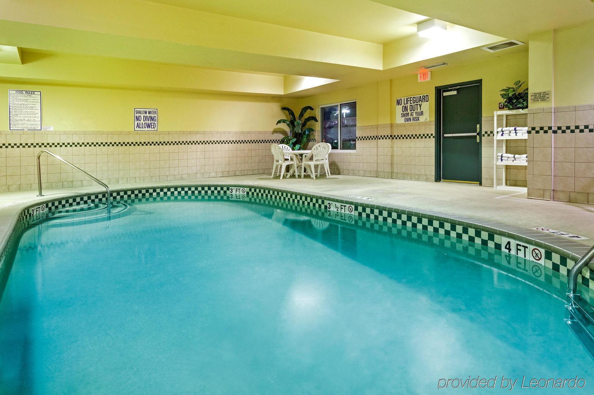 Hotel Country & By Radisson, Charleston North, Sc 3*