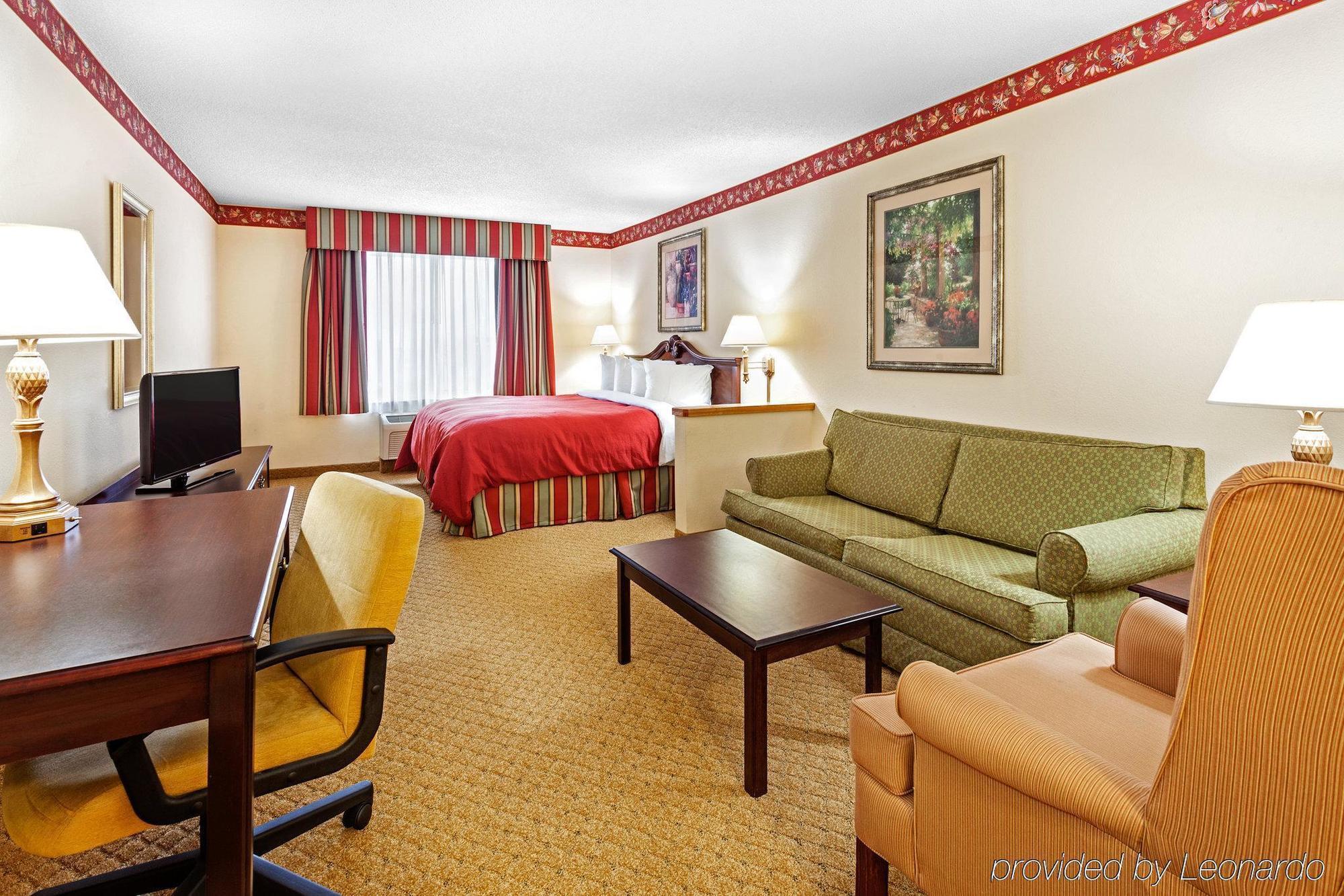 Country & By Radisson, Charleston North, Sc Hotel