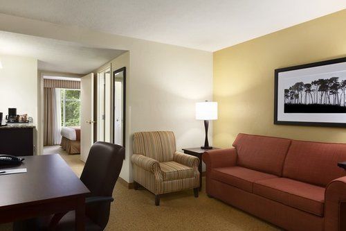 Country & By Radisson, Charleston North, Sc