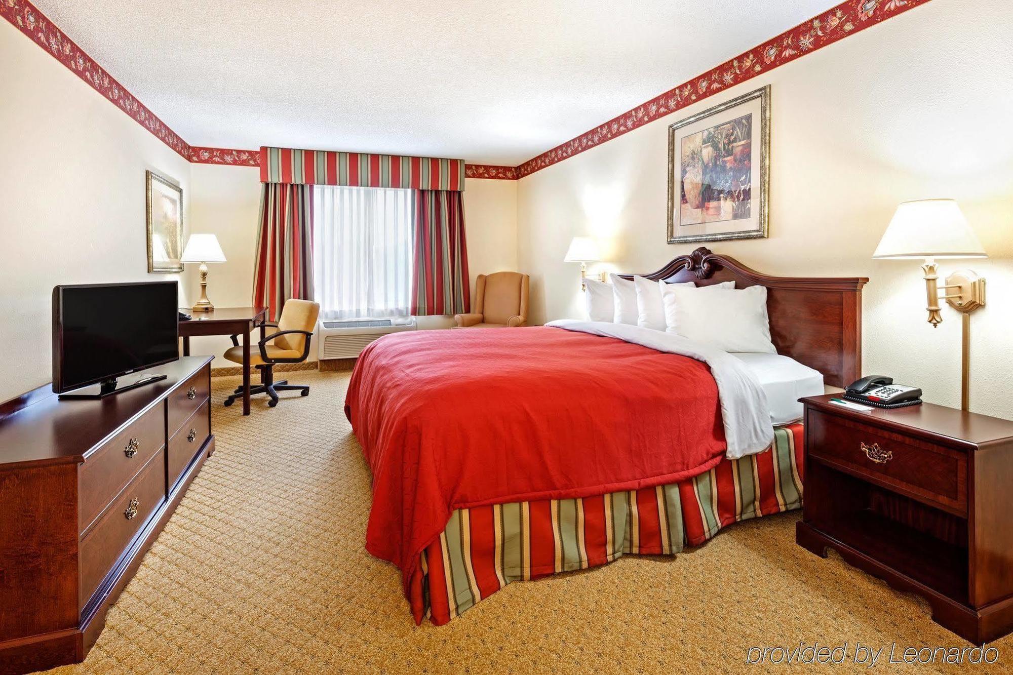 Hotel Country & By Radisson, Charleston North, Sc